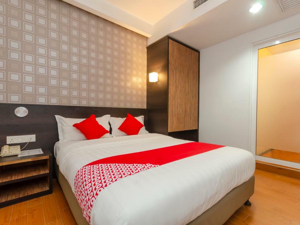Oyo 1164 Hotel 906 Kota Laksamana Malacca Extérieur photo