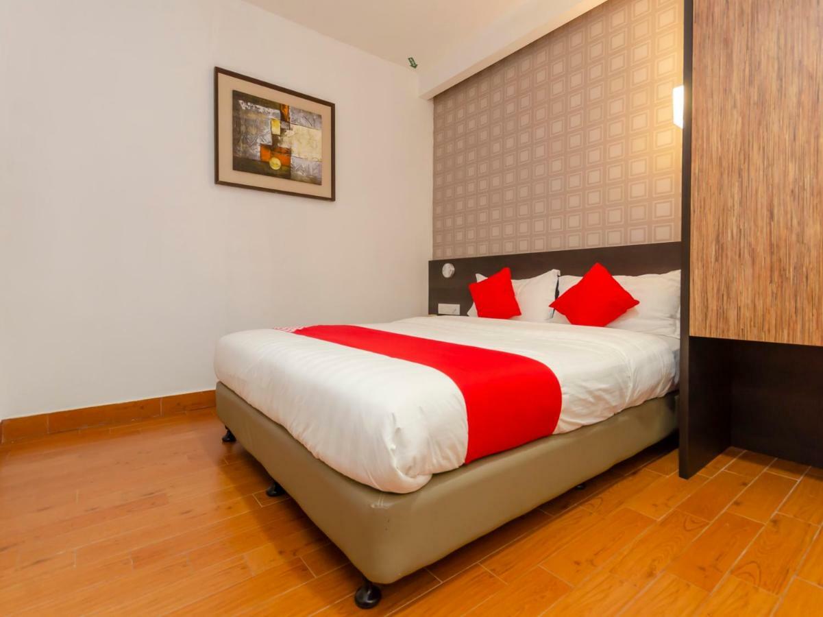 Oyo 1164 Hotel 906 Kota Laksamana Malacca Extérieur photo