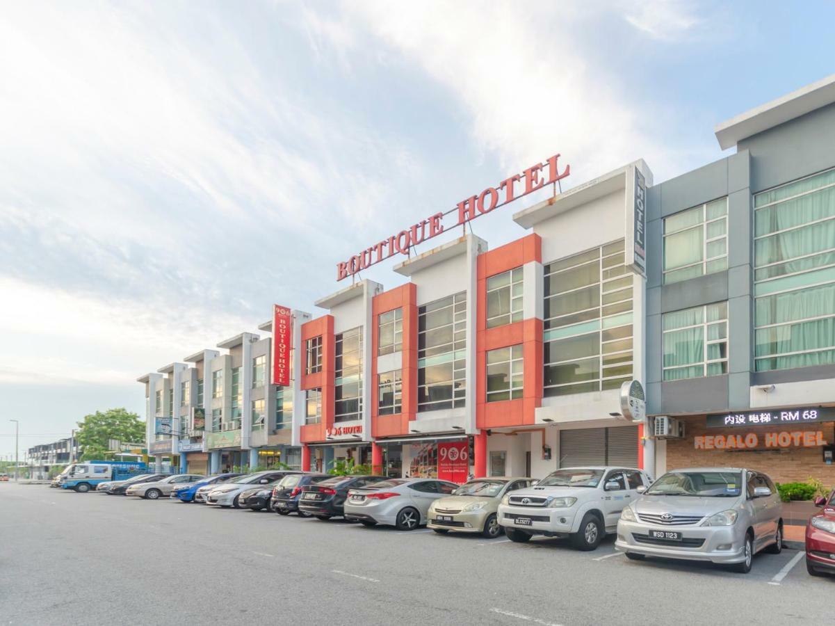 Oyo 1164 Hotel 906 Kota Laksamana Malacca Extérieur photo
